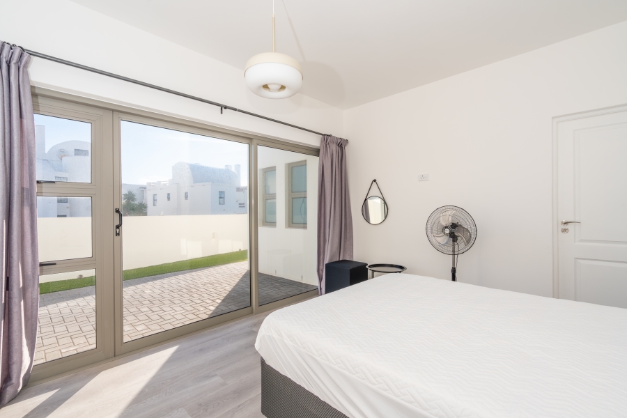 5 Bedroom Property for Sale in Paradise Beach Western Cape
